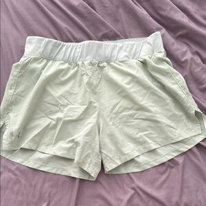 Under Armour White Athletic Shorts Lightweight Breathable